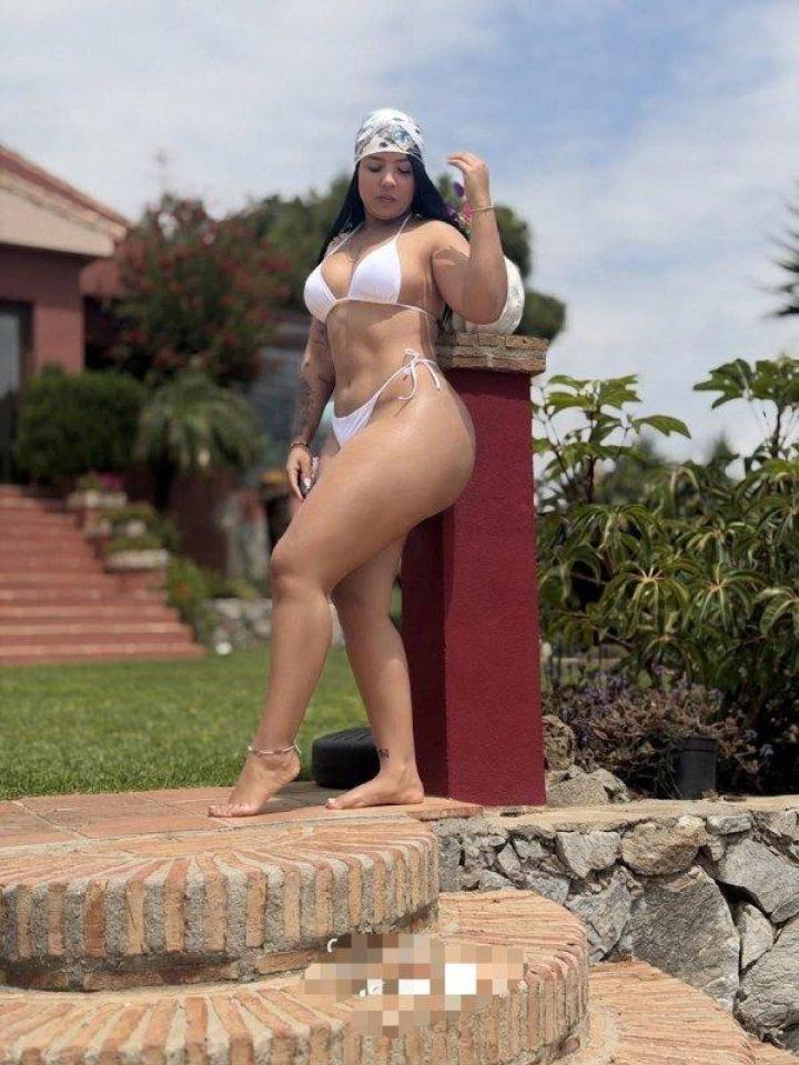 KLOE LATINA DESDE 20€ CARIÑOSA