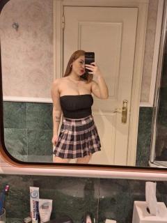 Carolina tetona latina en El Pilar